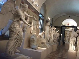 Museo archeologico  Art Hotel Commercianti Bolonia