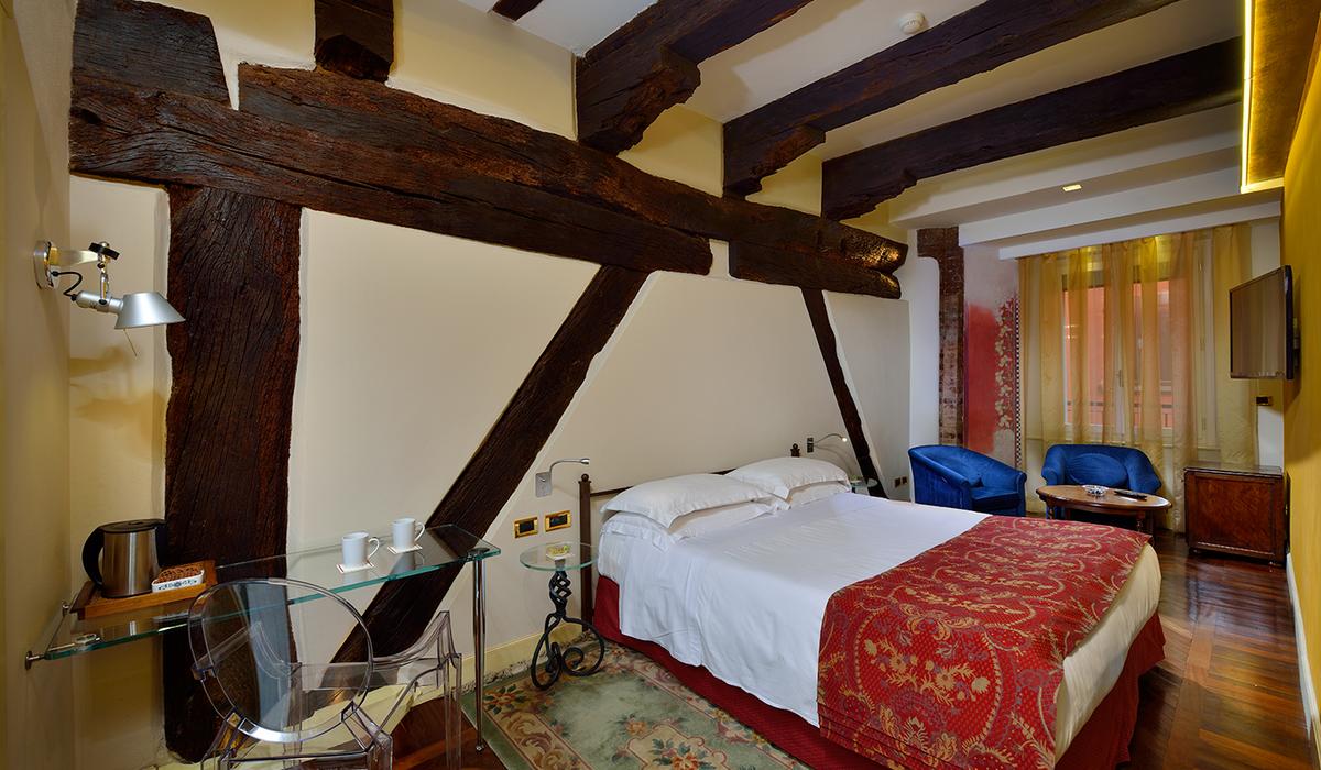 Art Hotel Commercianti Bolonia   Art Hotel Commercianti Bolonia